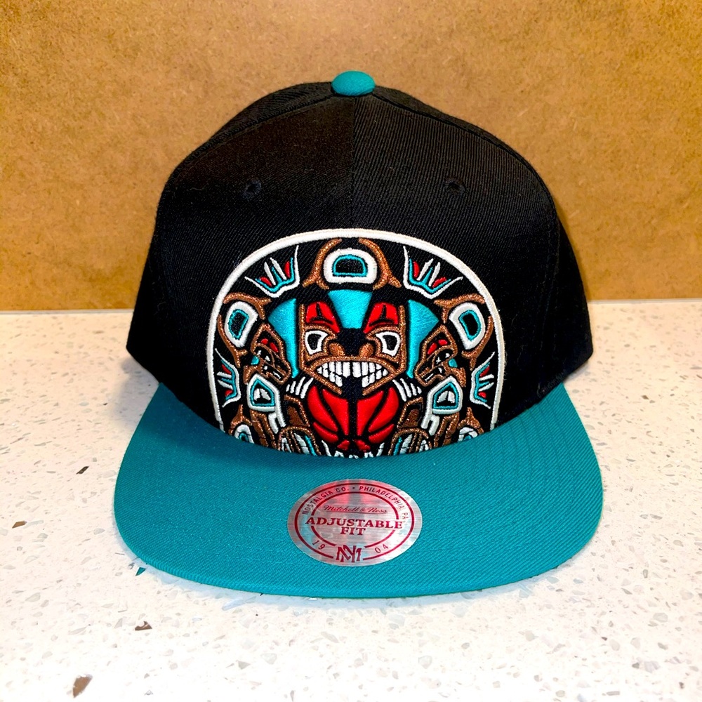 Black & colors with design front